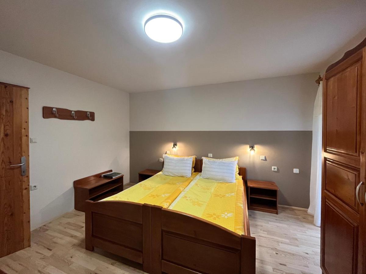 Na Logu - Farm Stay Ambroz Gregorc Солчава Екстер'єр фото