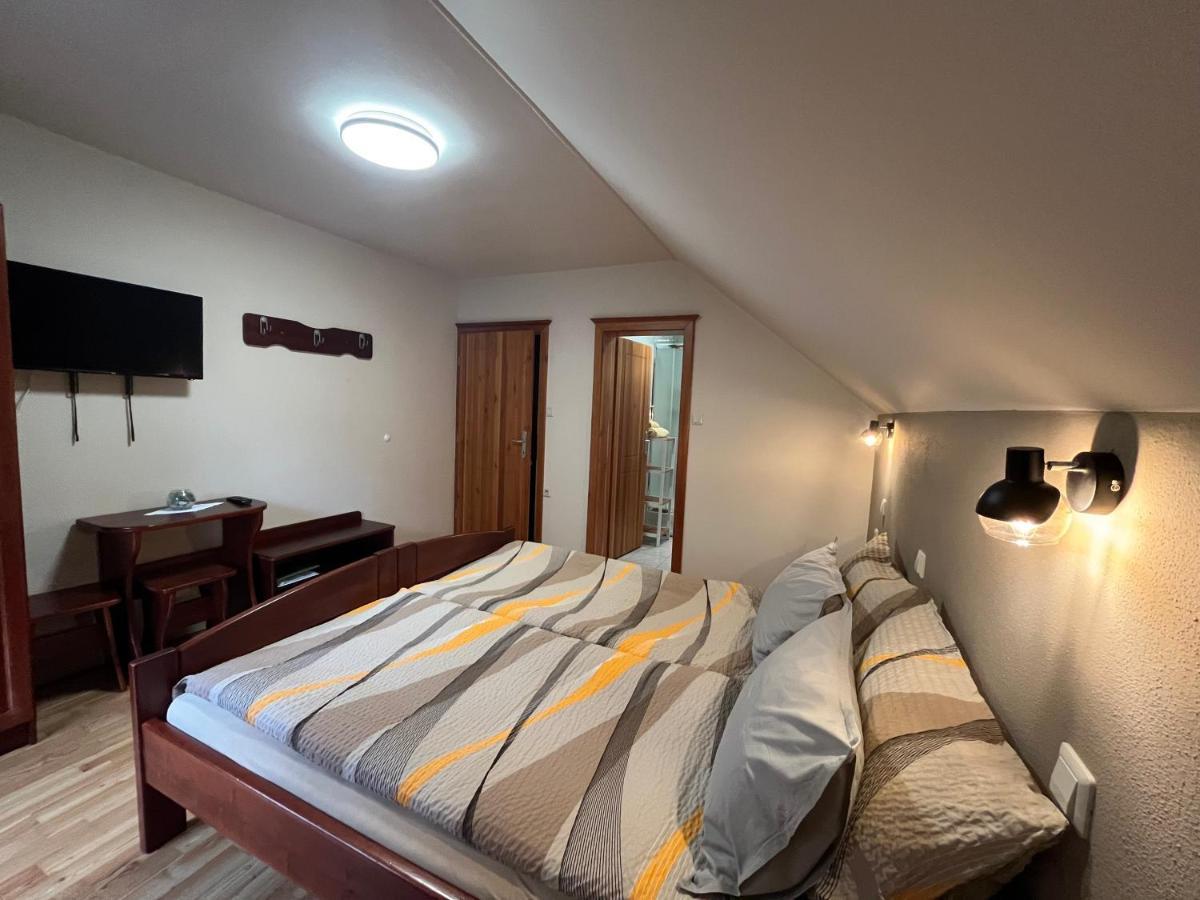 Na Logu - Farm Stay Ambroz Gregorc Солчава Екстер'єр фото